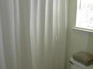 418 Primrose Ln, Chesapeake, VA 23320