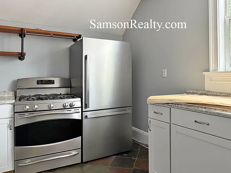 14 Bartlett Ave #2 — Photo 4