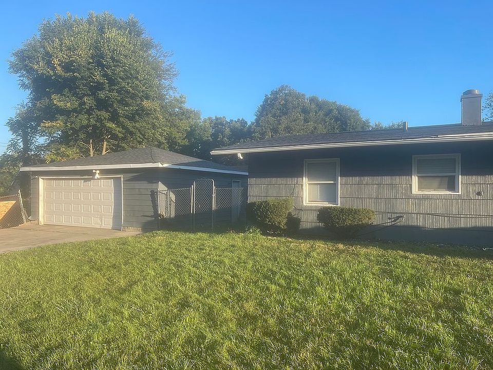 2nd image of 3980 Tennessee St