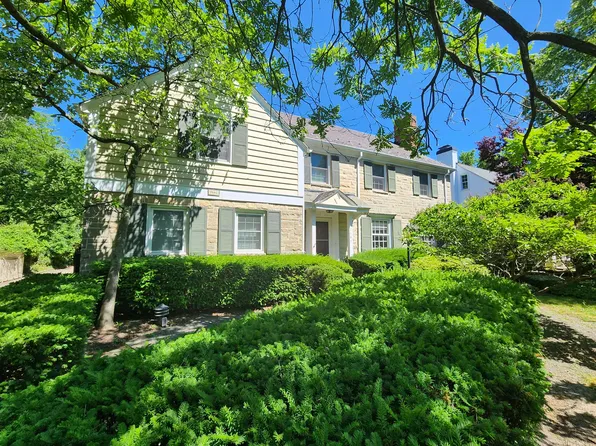 2685 Rocklyn Rd, Shaker Heights, OH 44122