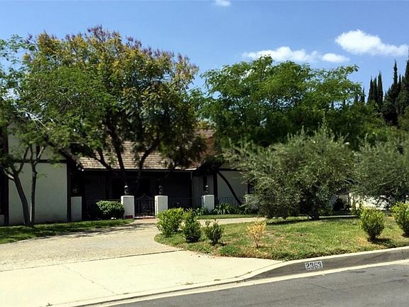 2nd image of 2363 Park Blvd