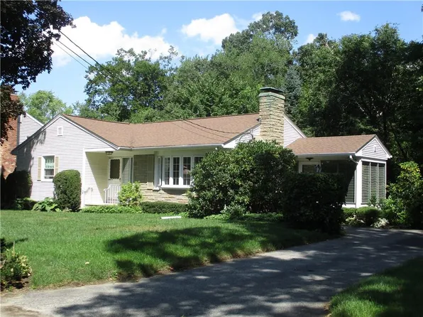 57 Amherst St, Cumberland, RI 02864