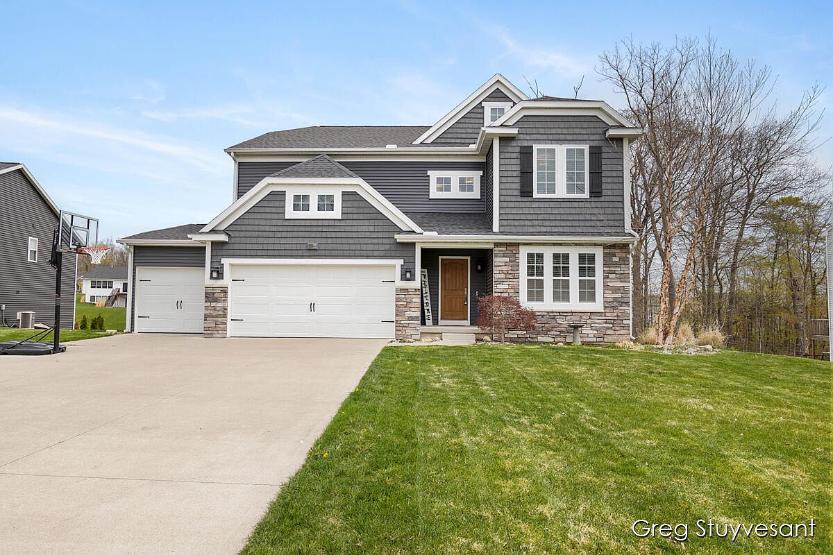3215 Oakmont Dr, Hudsonville, MI 49426 Zillow