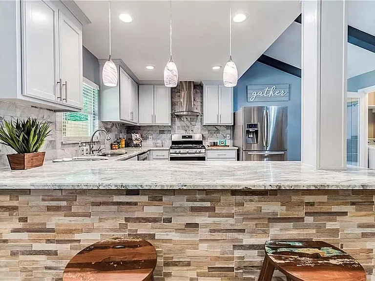 9400 Mountain Quail Rd — Photo 5