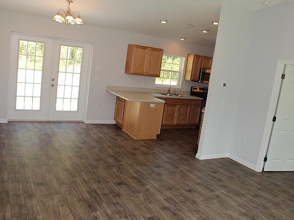 5th image of 9290 N Peachtree Way