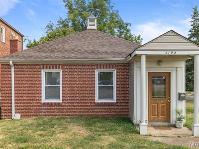 3192 Watson Rd, Saint Louis, MO, 63139