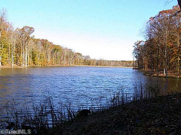 4th image of 46A Lake At Lissara