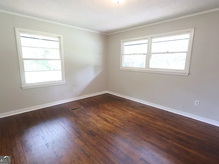 1465 Irwinton Rd — Photo 15