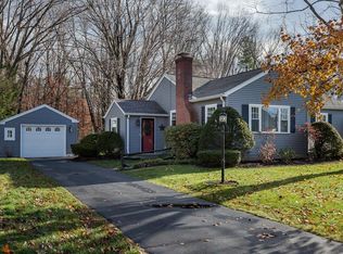 55 Glenvale St, Springfield, MA 01119