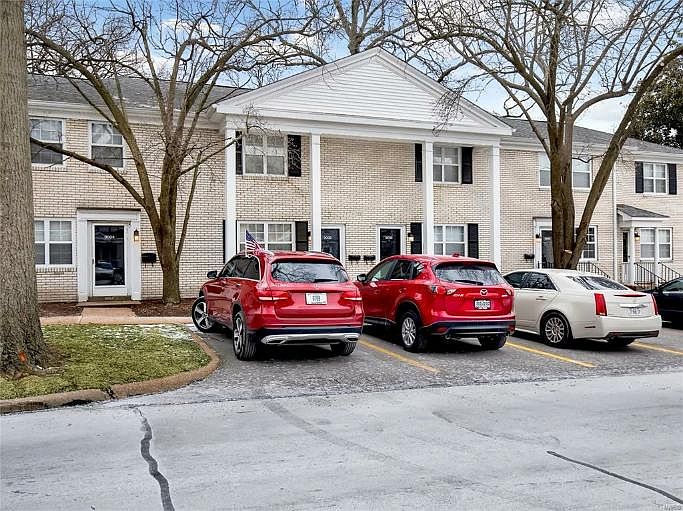1st image of 9006 N Swan Cir Unit 9006