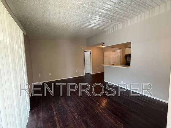 5th image of 3858 Bay Club Cir Unit 201