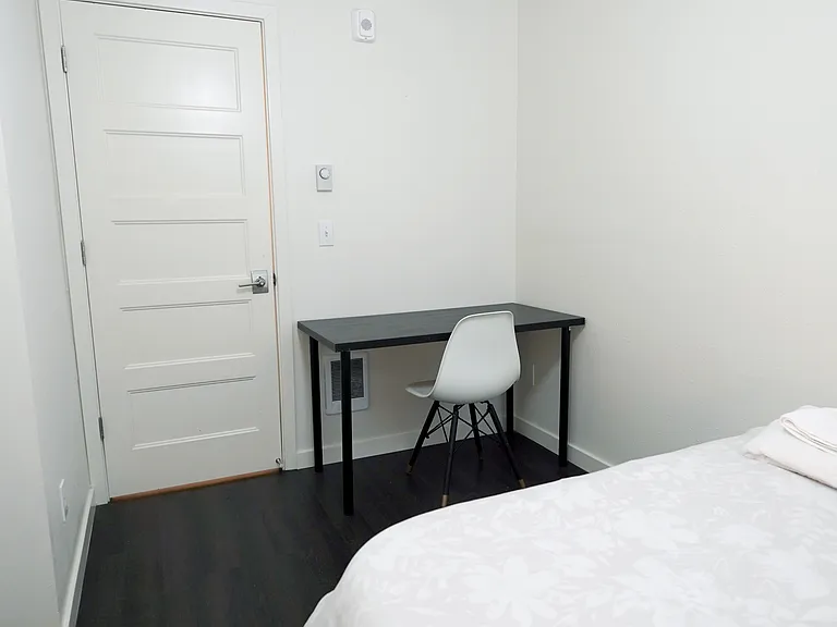5234 15th Ave NE #202 — Photo 17