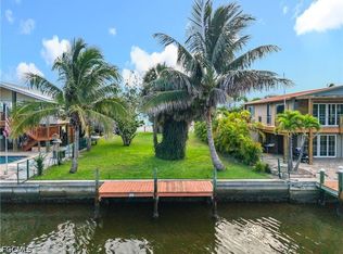 219 Primo Ave, Fort Myers Beach, FL 33931