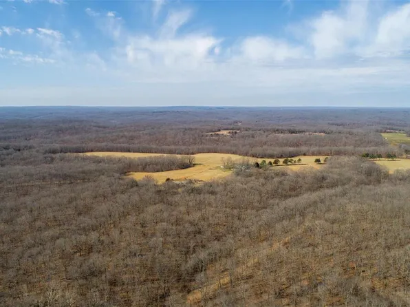 21814 Hollow Dr, Barnett, MO 65011