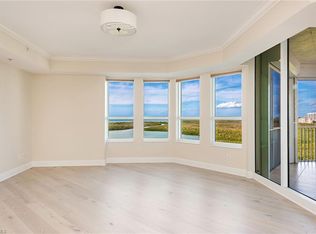 285 Grande Way APT 1606, Naples, FL 34110