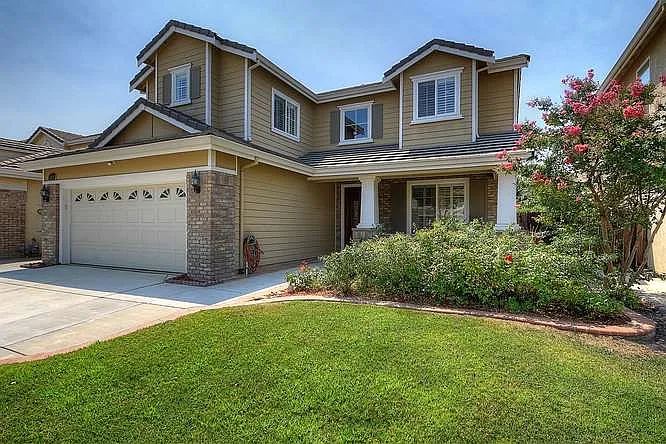224 Ridgeview Dr photo 1