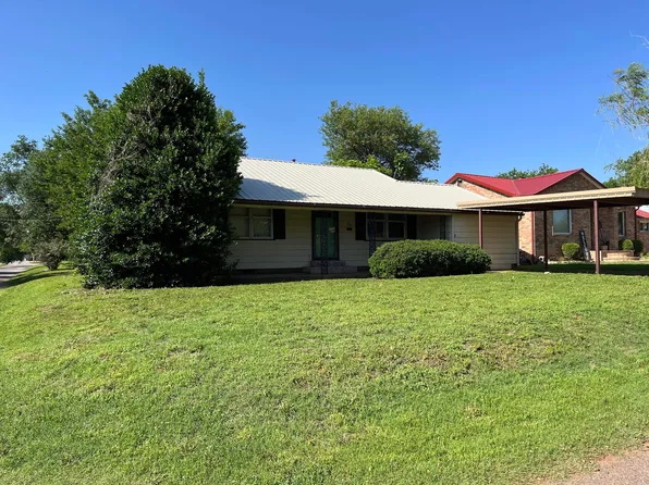 700 W D Ave, Elk City, OK 73644