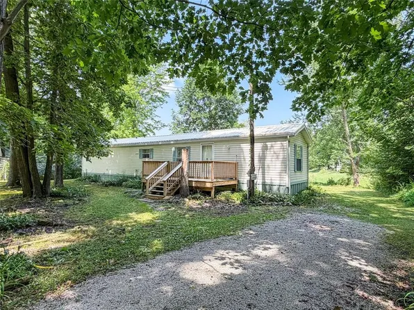 1011 Seminole Trl, Trail, PA 16424