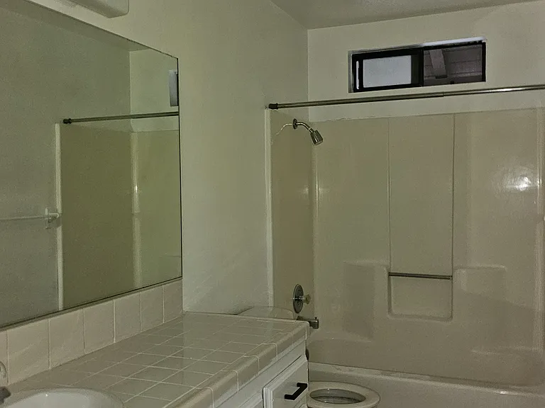 Spacious Bathroom