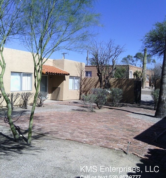 1st image of 102 E Alturas St APT A