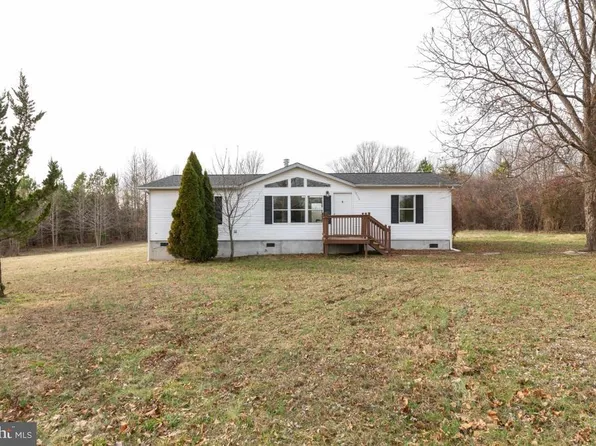 17114 Liberty Fork Rd, Bowling Green, VA 22427