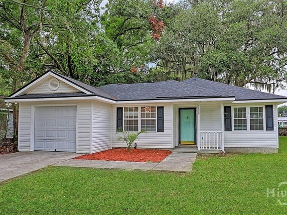 2nd image of 3219 Helen Street