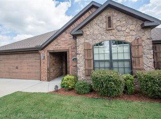 5536 Peyton Pl, Springdale, AR 72762