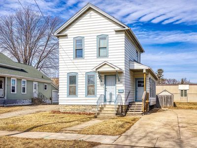 814 WAUGOO AVENUE, Oshkosh, WI, 54901