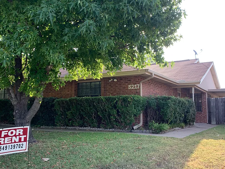 5217 Canyon Creek Dr #5217 — Photo 1
