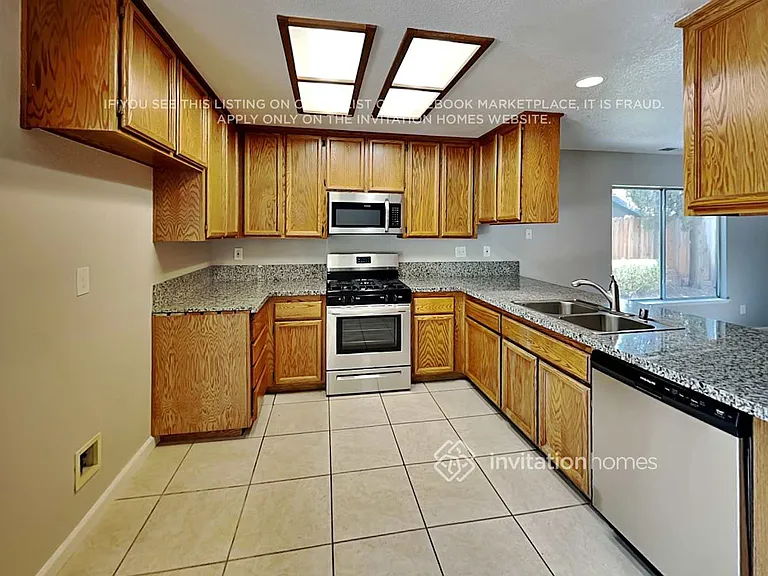 8317 Rambleton Way — Photo 8