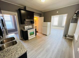 3247 S May St APT 2R, Chicago, IL 60608