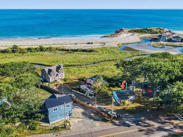 2 Saratoga Ct, Rockport, MA 01966