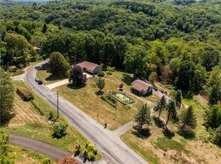 2145 Gypsy Glen Rd, Beaver, PA 15009