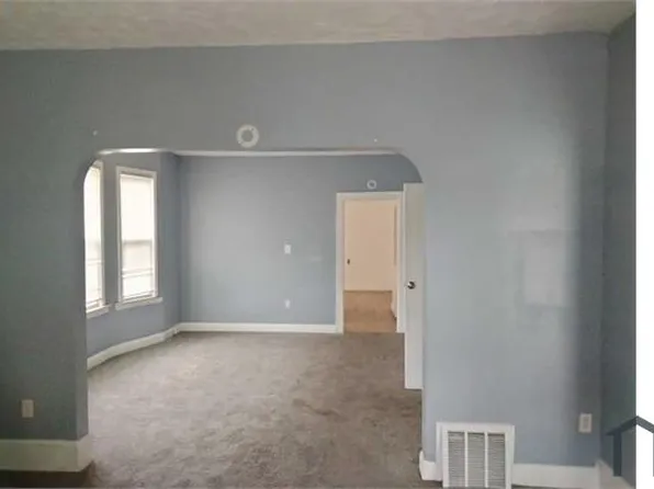 3853 Garland St, Detroit, MI 48214