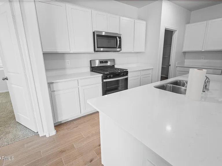 18351 W Hackamore Dr — Photo 19