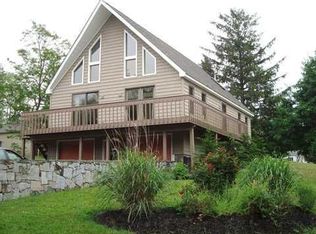 29 Spanker St, Jamestown, RI 02835