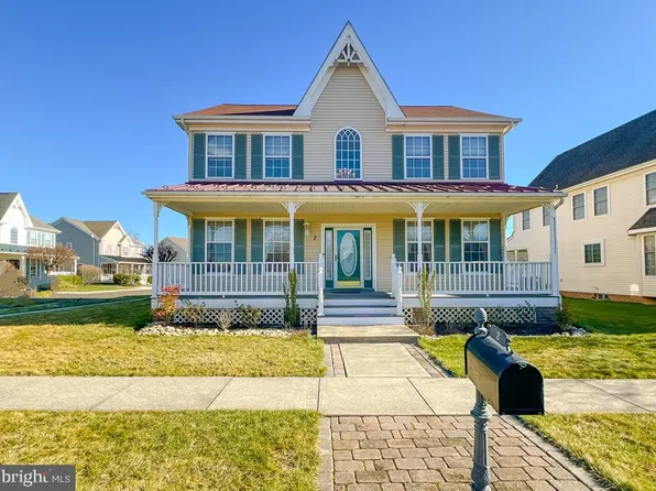 2 Ryan Ave, Ivyland, PA 18974