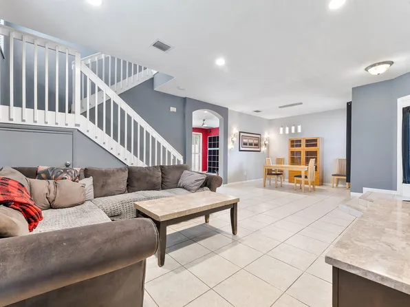 5120 Crescent Moon Drive, Greenacres, FL 33463