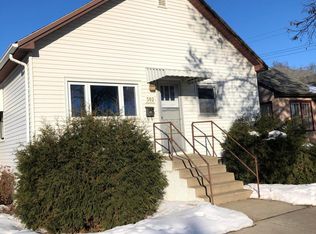 502 1st St NE, Mandan, ND 58554