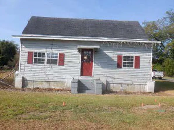 149 Washington St NW, Warwick, GA 31796