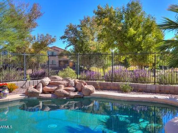 42437 W SOMERSET Drive, Maricopa, AZ 85138