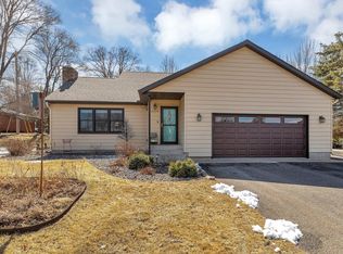 2218 Windsor Rd, Saint Cloud, MN 56301