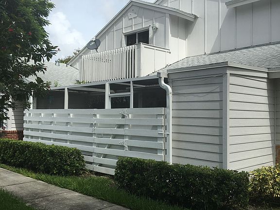2nd image of 13737 SW 149 Cr #4-45