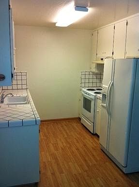 2nd image of 60 W 5th St APT 3