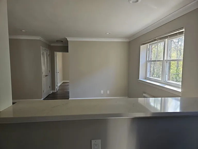 Riverside Estates Apartment Homes — Photo 12