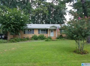 320 Cliff Rd, Gardendale, AL 35071