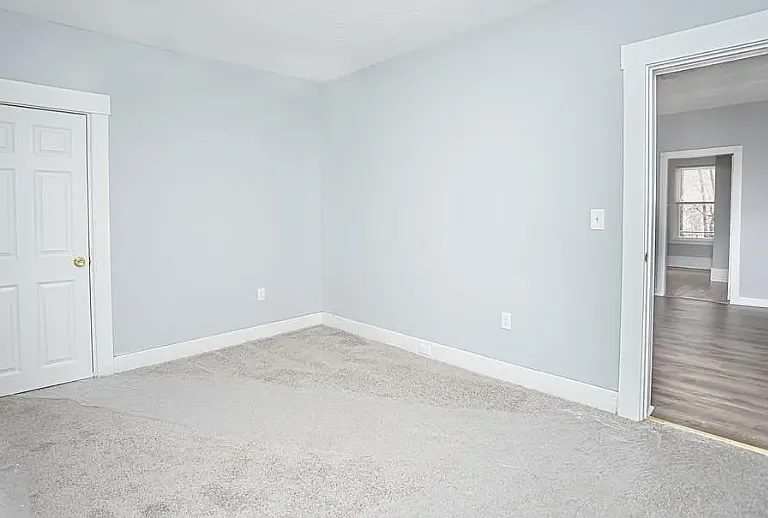 Part of 2nd bedroom.