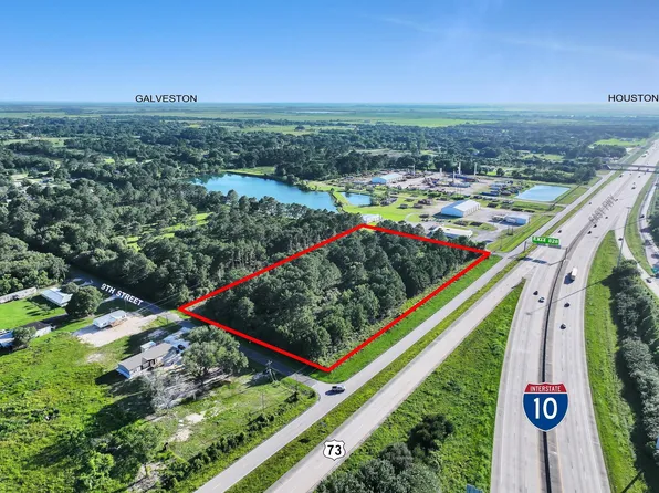 0 9th St, Winnie, TX 77665