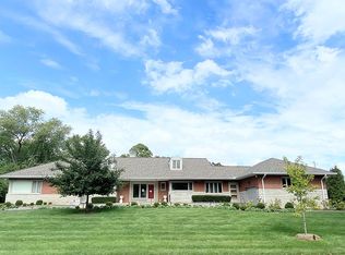62 Clermont Ln, Saint Louis, MO