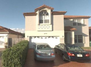 8545 NW 198th Ter, Hialeah, FL 33015